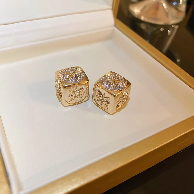 

New Zircon Stud Earrings Square Women's Earrings Korean Simple Advanced Earrings Light Luxury Lady Earrings 2022 Trend Jewelry