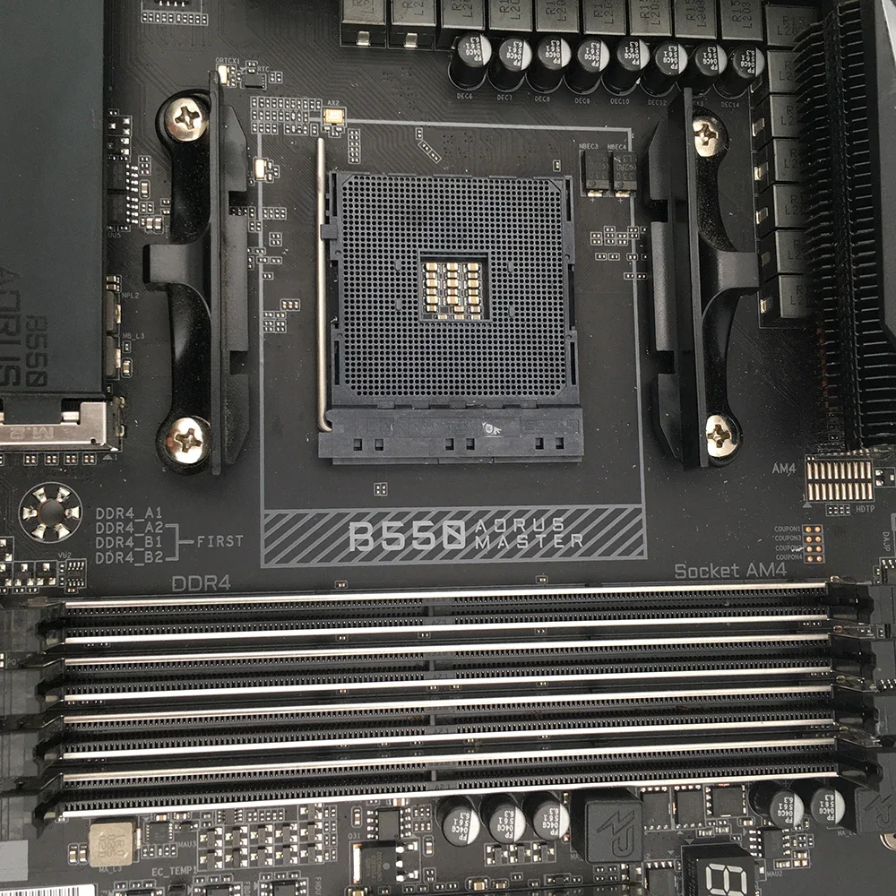 Для разъема AM4 DDR4 128 ГБ PCI-E 4.0 ATX настольная материнская плата B550 AORUS MASTER