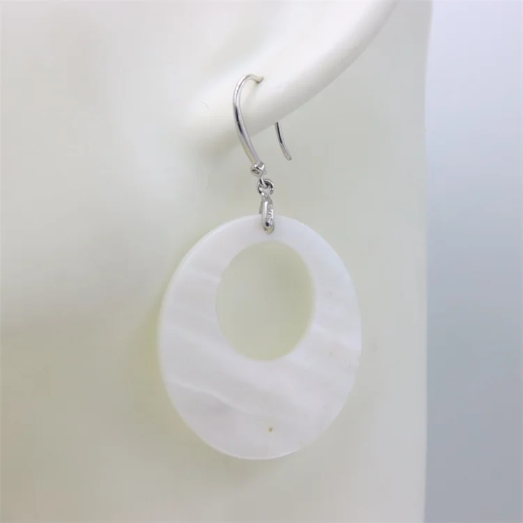 

ZFSILVER Natural White Hollow Round Shell Stud Earrings Eardrop Dangle Ear Hook For Women Temperament Jewelry Accessories Gifts