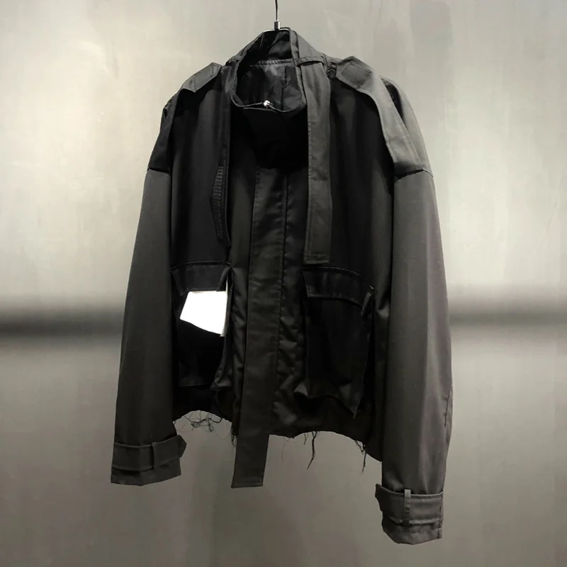 

Autumn Men's Darkwear Tassel Jackets Avant-garde Fashion Show Baggy Large Pocket Functional Ribbon Motorcycle Coat 21Z1290