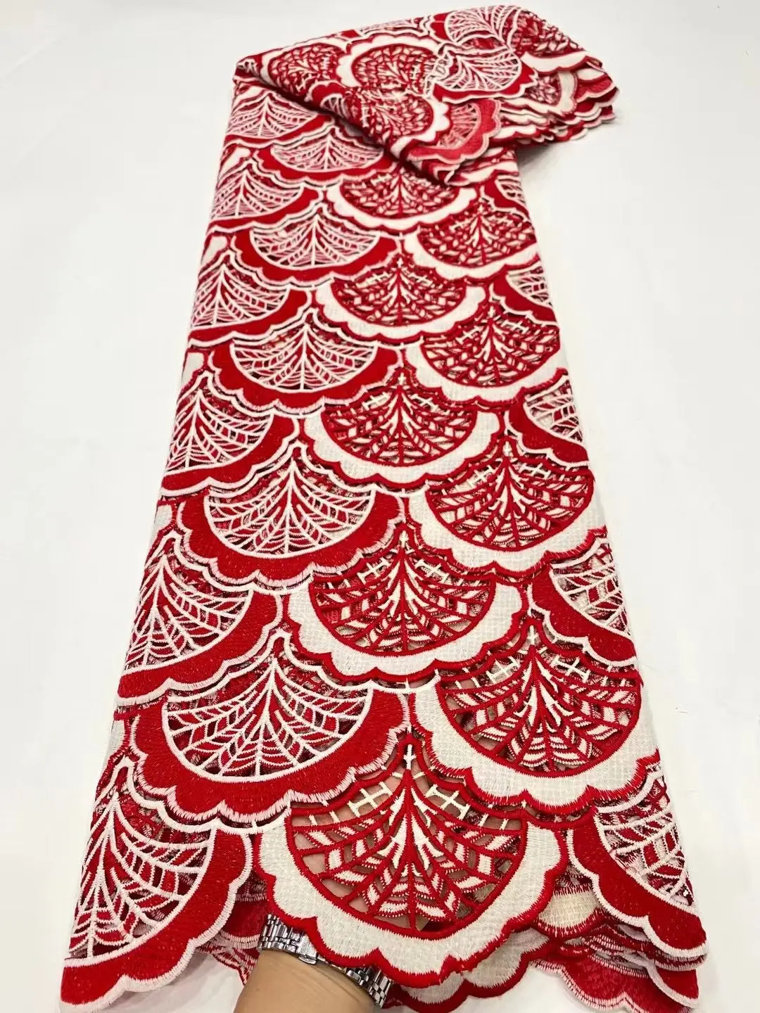 

Swiss Lace Fabric 2021 Latest Heavy Beaded Embroidery African 100% Cotton Fabrics Swiss Voile Lace Popular Dubai Style