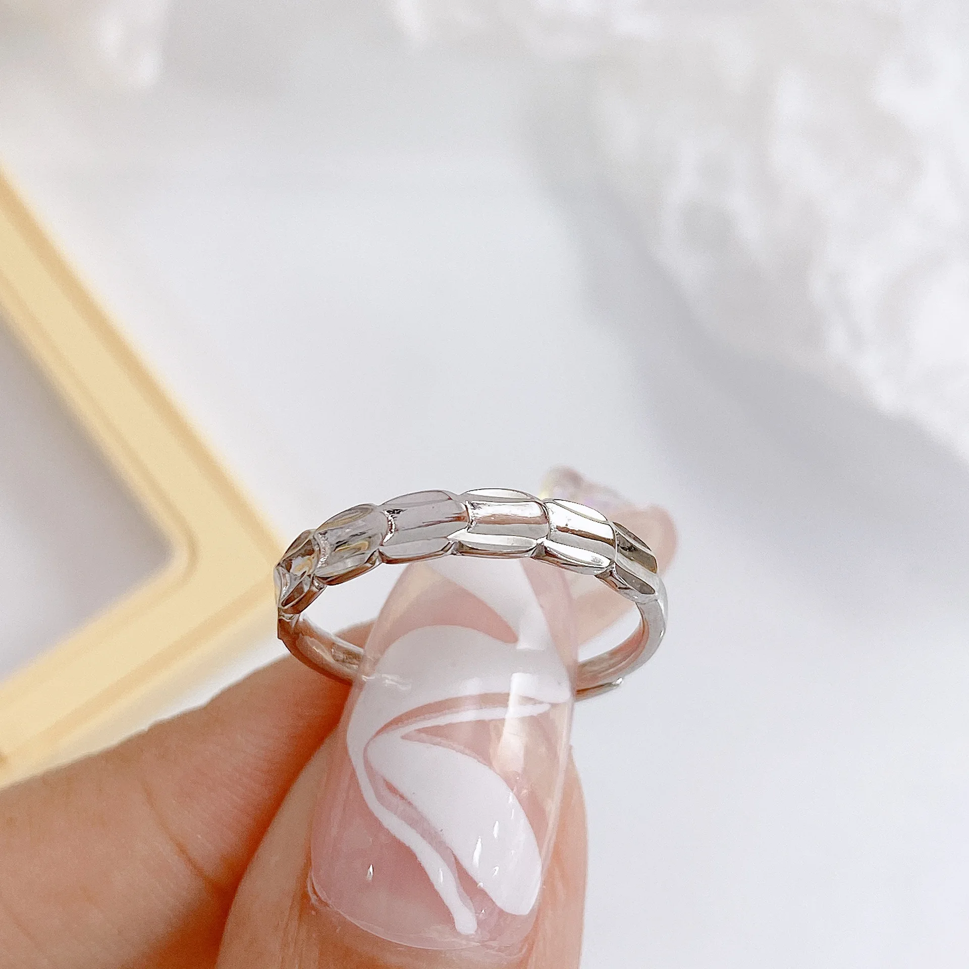 

S925 sterling silver ring female ring new simple niche design advanced index finger bracelet opening ring adjustable