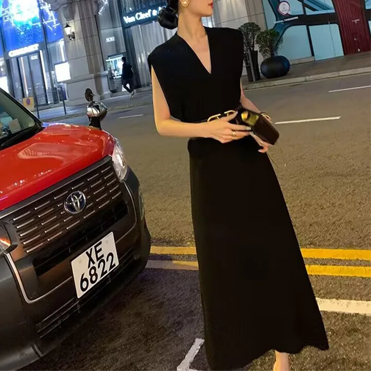 

Summer Elegance Sleeveless Vest Top Waist Slimming Dress