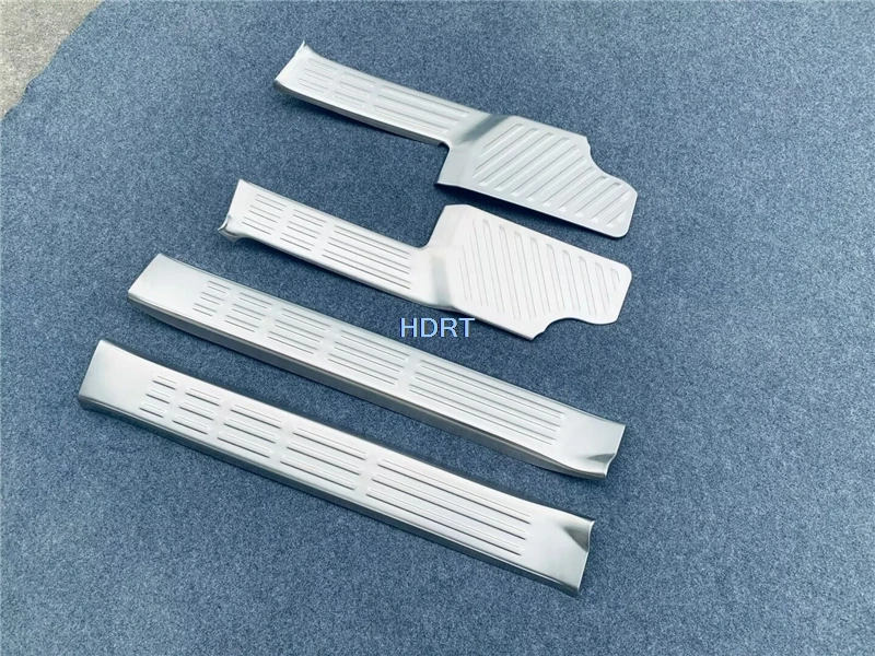 

Автомобильные аксессуары для Toyota Land Cruiser 250 Prado LC250 2024 + Накладка на порог заднего багажника