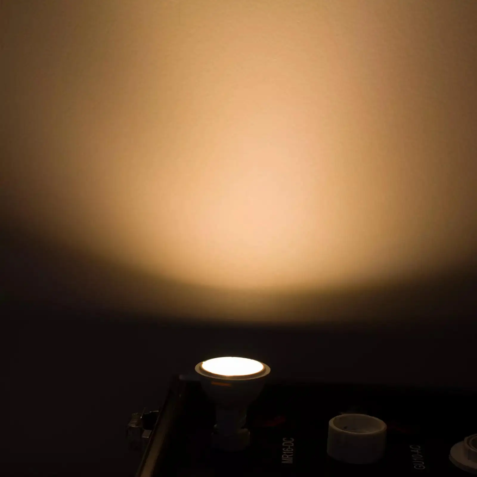 

RANPO Затемняющая LED-лампочка MR11 3Вт Теплый белый