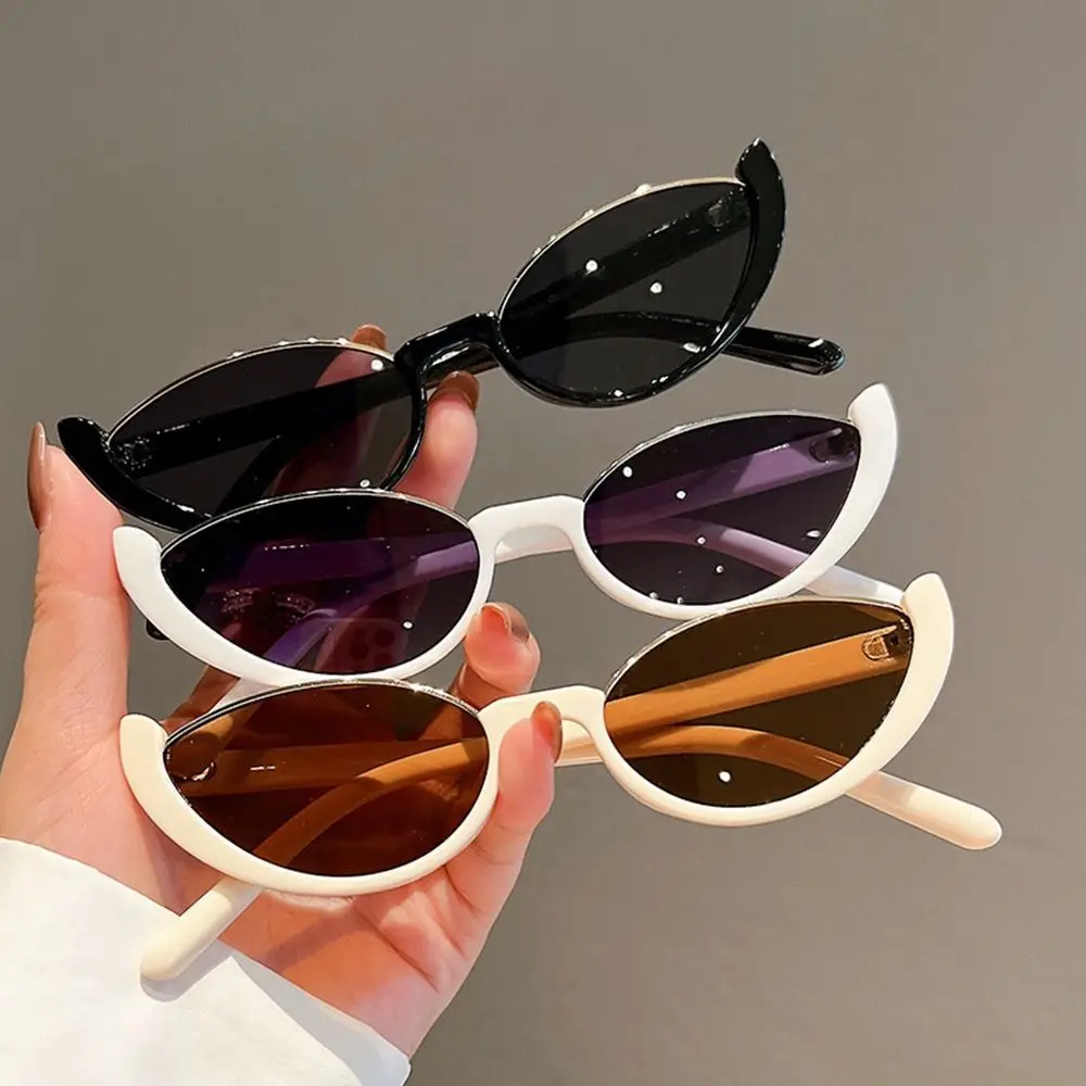 

1 Pcs Non-Polarized Vintage Small Cat Eye Sunglasses for Women Men Trendy Half-frame Sun Glasses Fashion Shades Goggles Eyewear