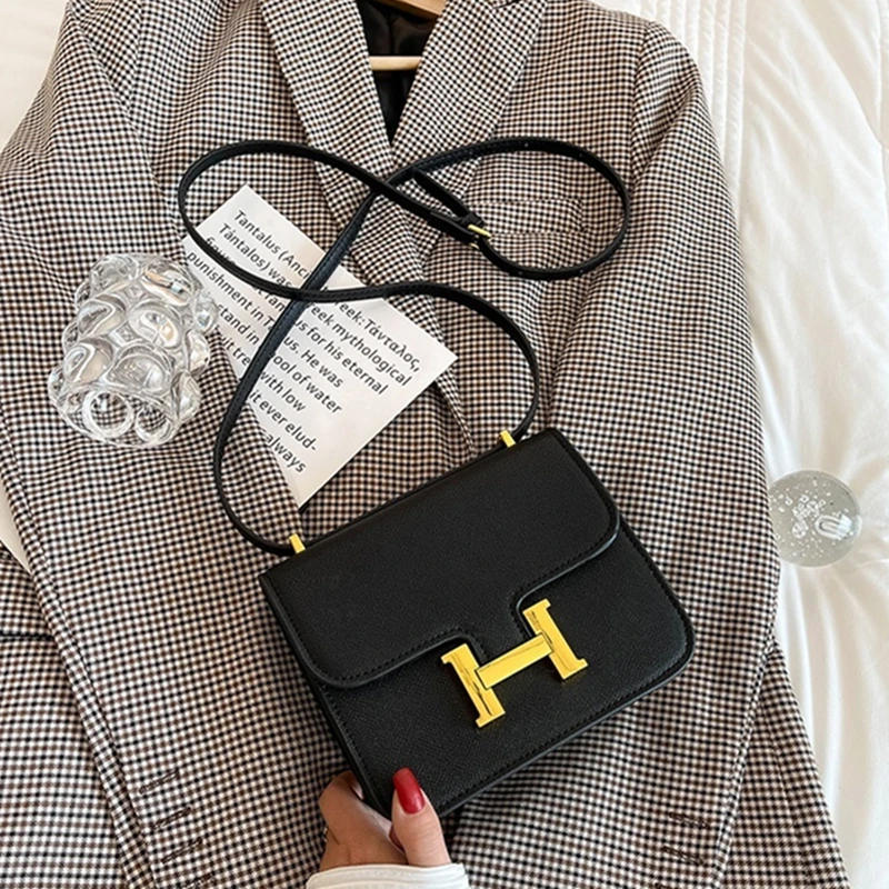 

Infinite Charm Ladies Solid Color Metal Buckle Flap Bag 2021 New Luxury Brand Famous Designer One-shoulder Messenger Bag Fairy