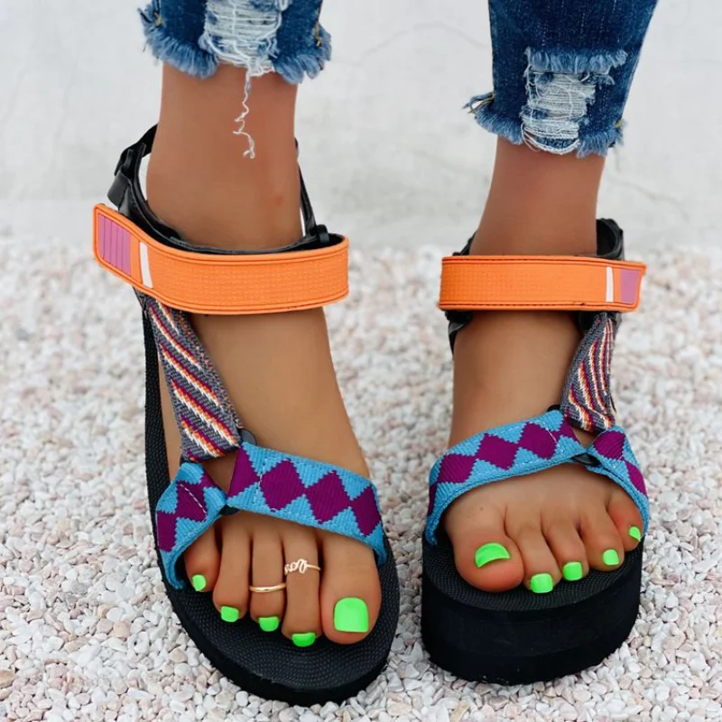 2023 New Summer Women's Shallow Mouth Leaky Toe Platform Sandals Outdoor Simple Mixed Color Wedge Sandals Women's Sandals