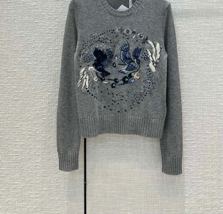 

High-end Cashmere Knitted Pullover Sweater for Women Top Quality O-neck Long Sleeve Bird Embroidery Pullover Autumn Sweater 2022