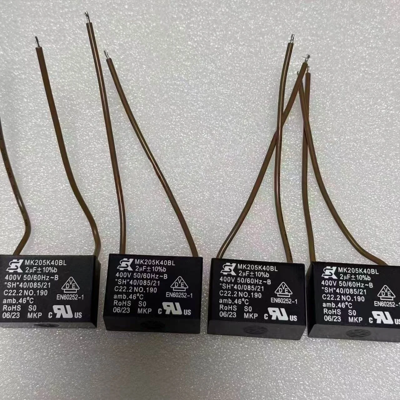 Фото Оригинальный пусковой конденсатор SK MK205K40BL 2UF 400V. MK155J40BL 1.5UF MK105K40BL 400V1UF для замены вентилятора двигателя. №2