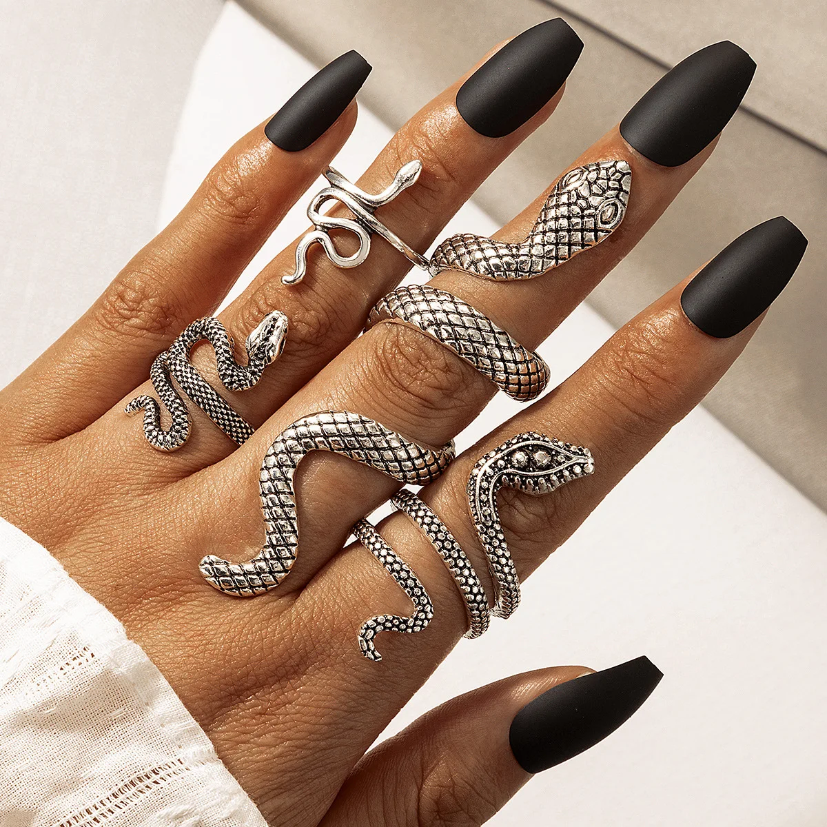 

Punk Snake Mens Rings Animal Adjustable Opening Ring Set For Women Finger Rings Gothic Fashion Trend Personality Jewelry Gifts