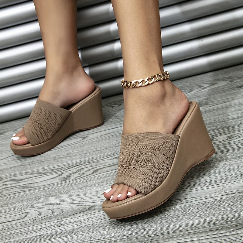 

Женские шлепанцы на танкетке 9 см, Летние повседневные шлепанцы на платформе для отдыха, женская модель, большие размеры 41, 2022