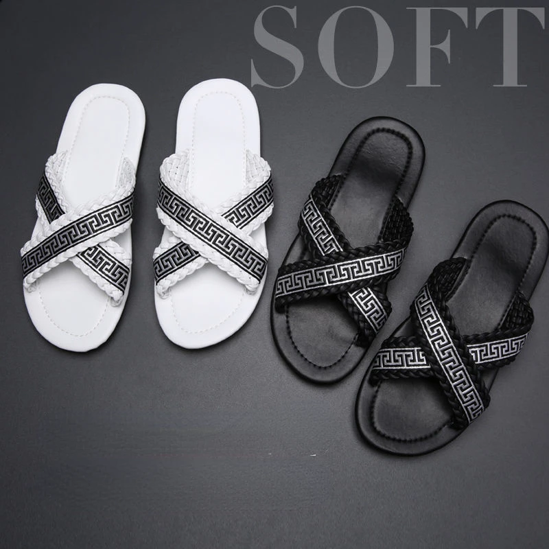 New Designer Brand Summer Men Slide Fashion Slip-on Beach Slippers Man Striped Sandals Design Outside Shoes Latex Flip Flops