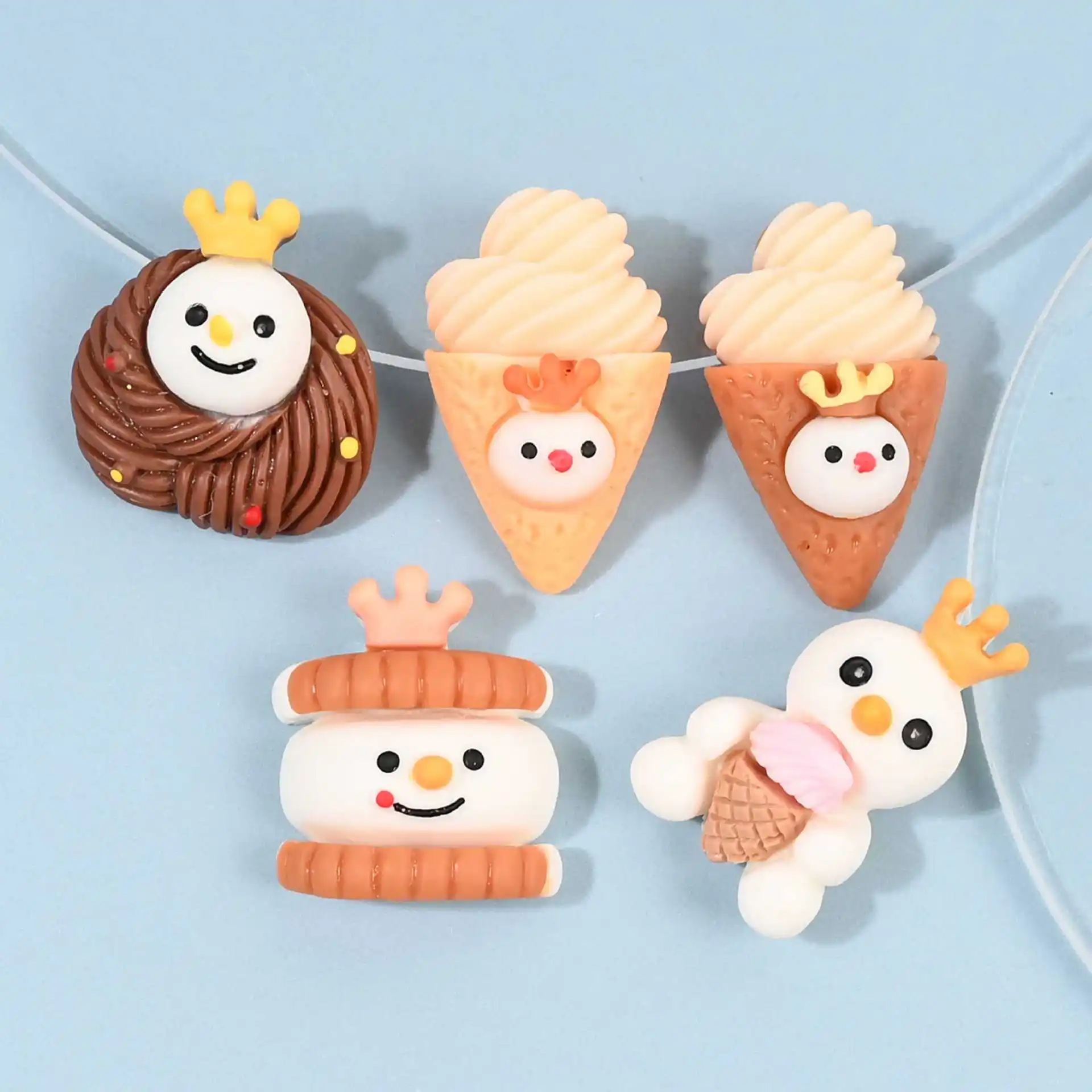 

20pcs/Lot Mini Resin Cute Sweet Snowman Icecream Flatback Cabochon Christmas Applique Ornament Craft DIY Earring Accessories