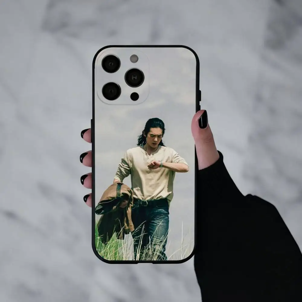 Фото dashing Actor Y-Yu Shi  Phone Case For iPhone 17pro,16,15,14,13,12,11 Plus,Pro Max,XS,Soft Silicone Black Cover №3