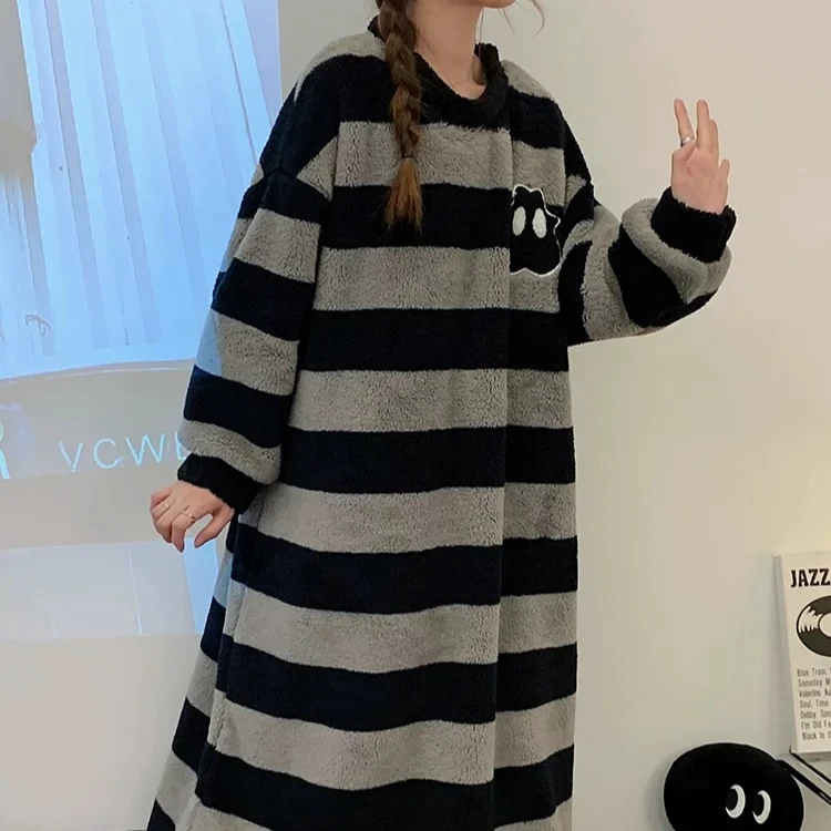 Женская фланелевая бархатная Ночная рубашка на осень и зиму утепленная теплая