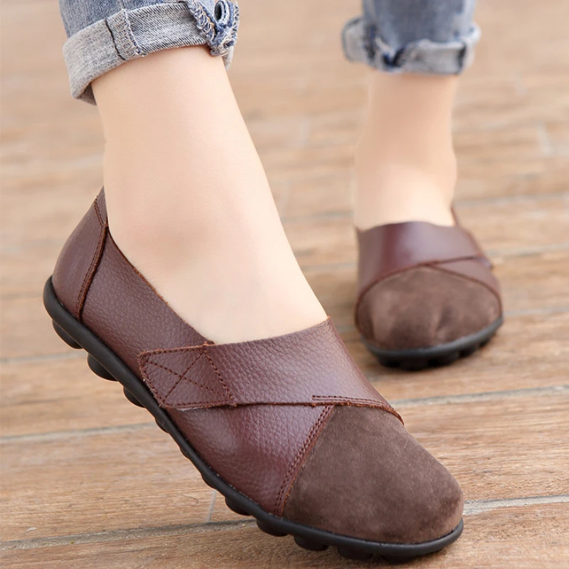 

Large Size Women Shoes New Fashion Round Head Flat Bottom Low Top Casual Comfortable Versatile Leather Shoe Sapatos Casuais