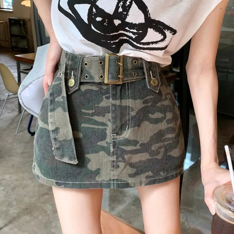 

Y2K American New Retro Sweet And Cool Spice Girl Camouflage Women's Denim Skirt 2023 Summer Trend A High Waist Pocket Hip Skirt