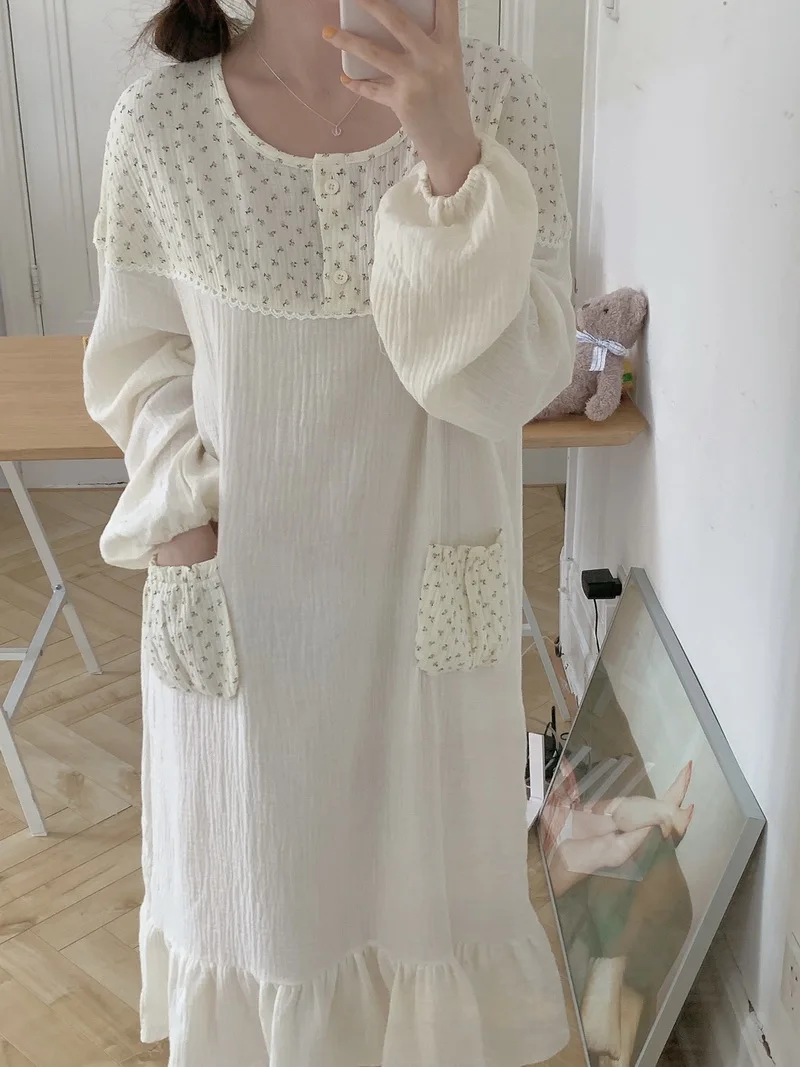 

Women's Autumn New Stitching Lace Floral Pajamas Cotton Long-Sleeved Ins Style Home Clothes Fungus Edge For Girl Nightdress