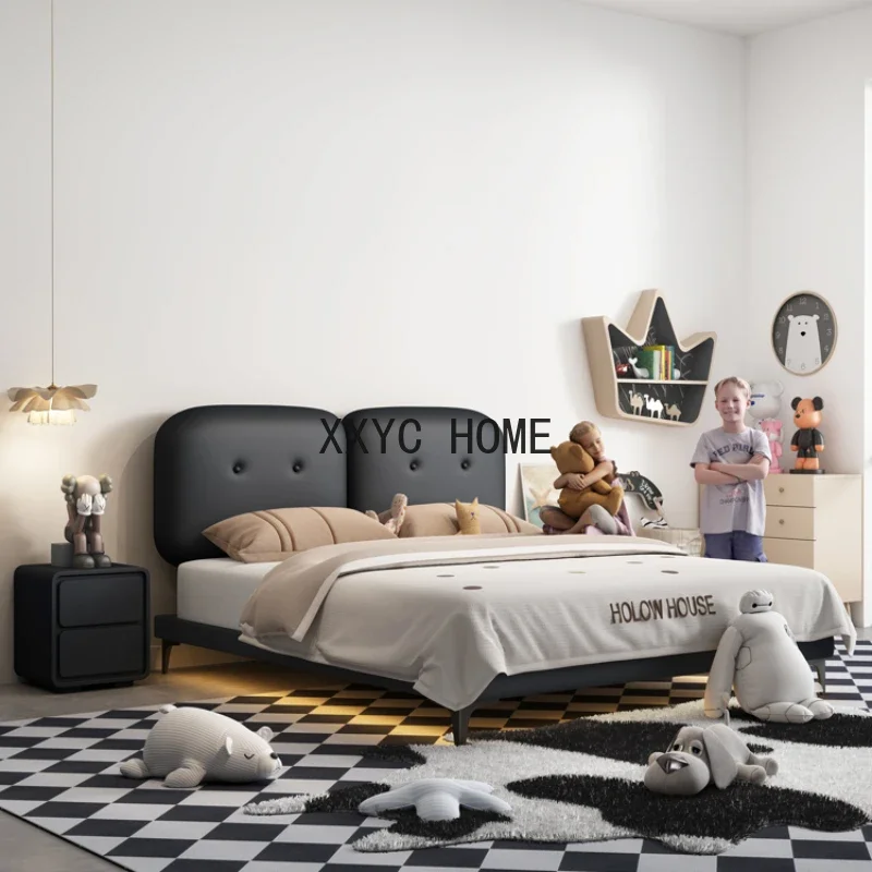 Кровать для пожилых черная из массива дерева QF50TC