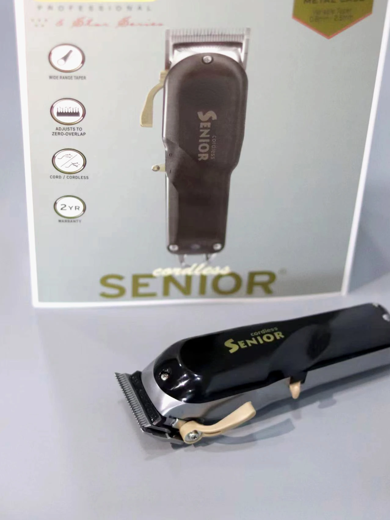 

Профессиональная женская электрическая машинка для стрижки волос, специальная цельностальная машинка для стрижки волос в салоне, парикмах...