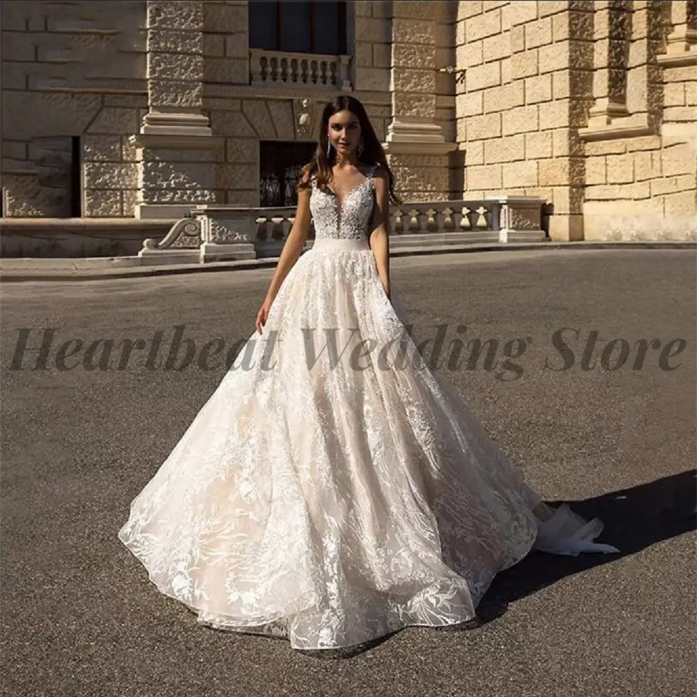 

Женское свадебное платье с юбкой-годе, простое платье на бретелях-спагетти с открытой спиной, шлейфом и V-образным вырезом, аппликацией без рукавов, 2023
