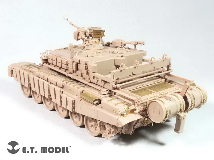 ET Модель E35-268 Русская БМР-3М Бронеавтомобиль для очистки шахт с фотогравировкой