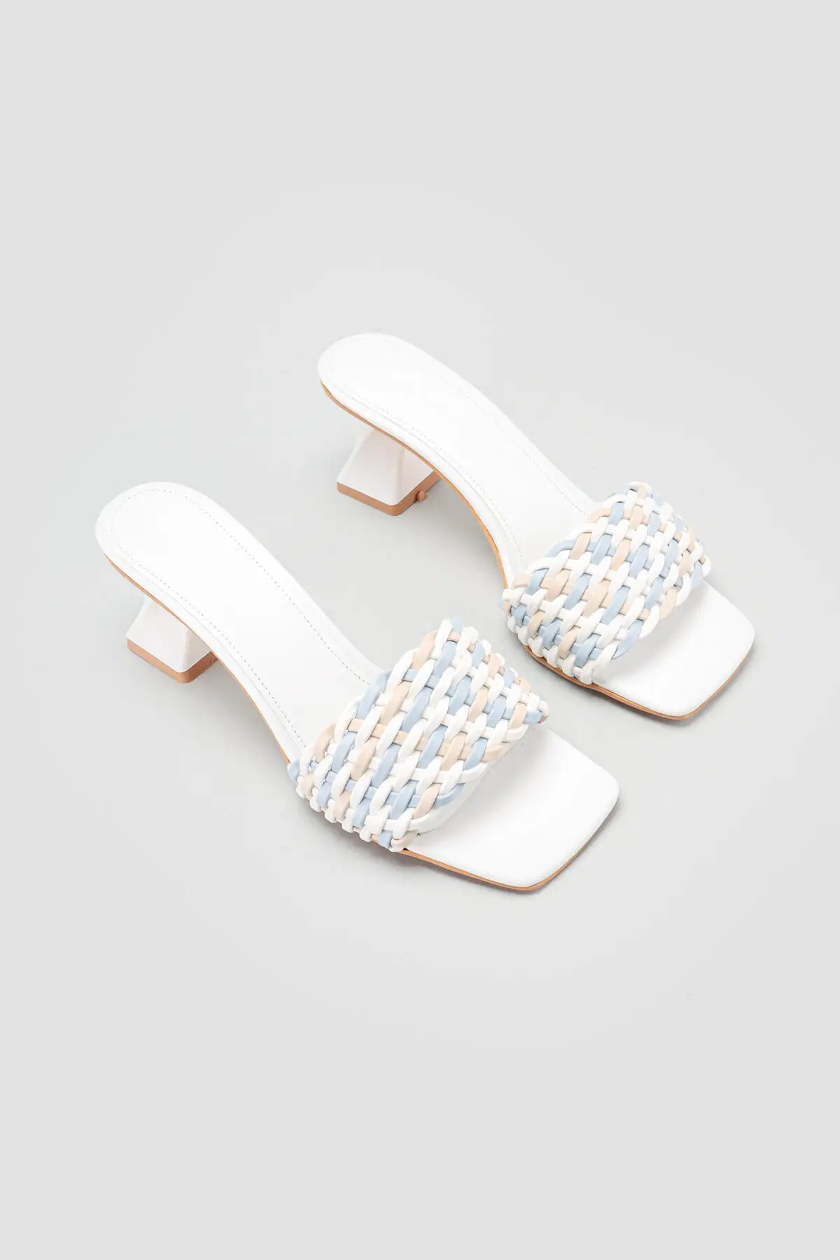 

Women's White Ibbie Multi Mesh Detailed Short Heels Slippers