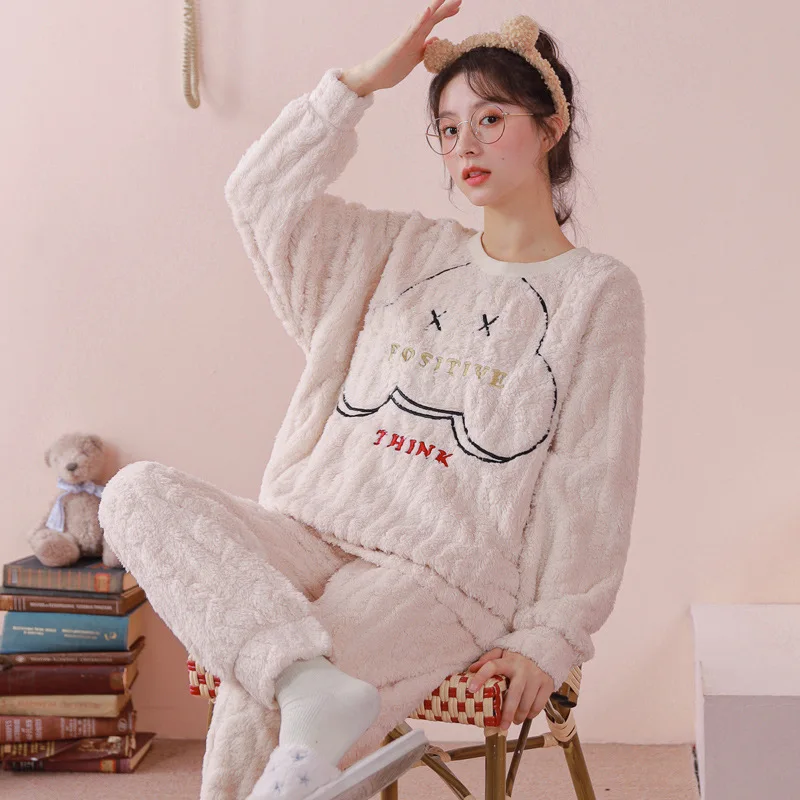 Flannel Pajamas For Women Winter Cashmere Keep Warm Nightclothes Adult Girls Lovely Cartoon Bear Coral Cashmere Home Clothes