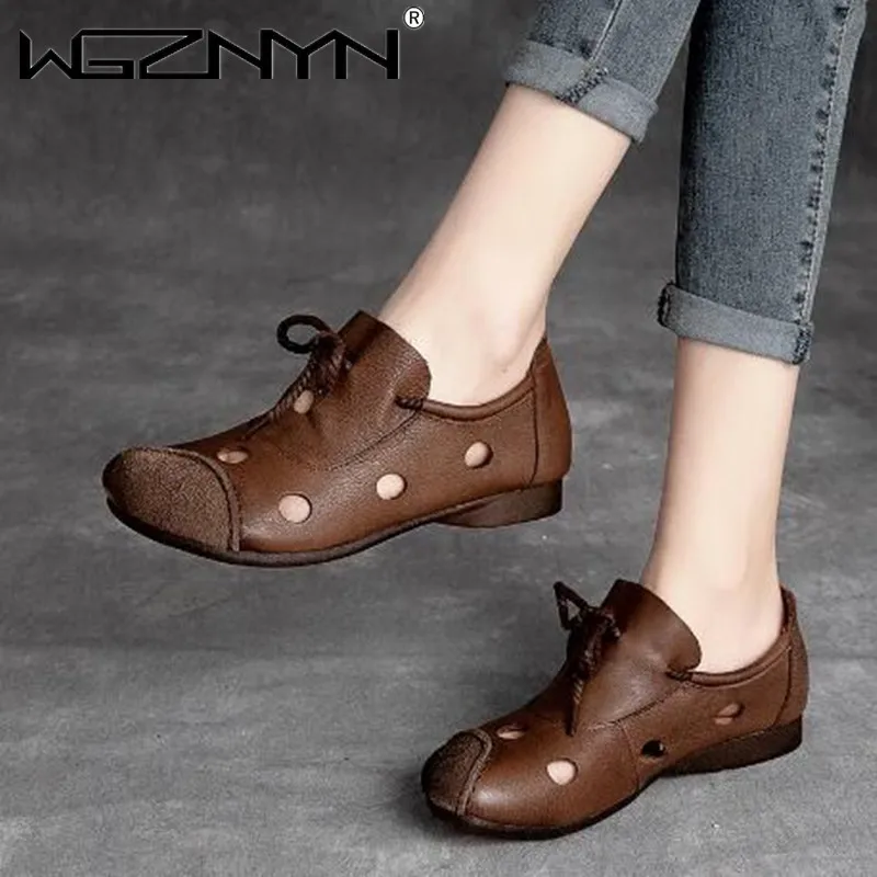 

Новинка весна-лето 2022, сандалии в национальном стиле из мягкой кожи в стиле ретро для мам, сандалии на плоской нескользящей мягкой подошве, д...