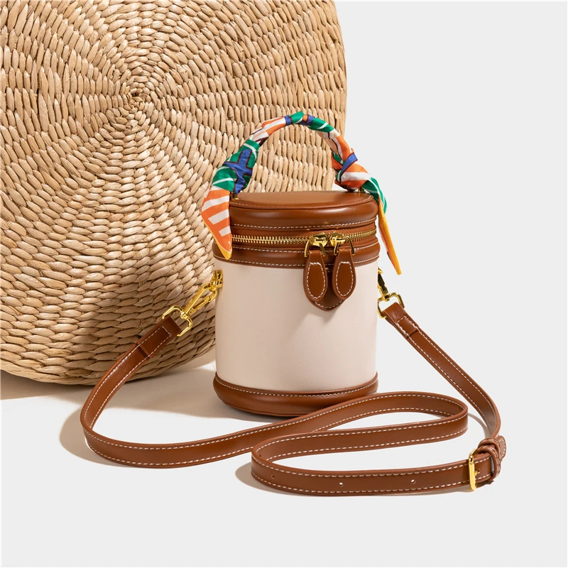Fashion Designer Women Handbag High Quality Cowhide Leather Cross Body Bags Single Shoulder Strip Bag Female Small Bucket Bag