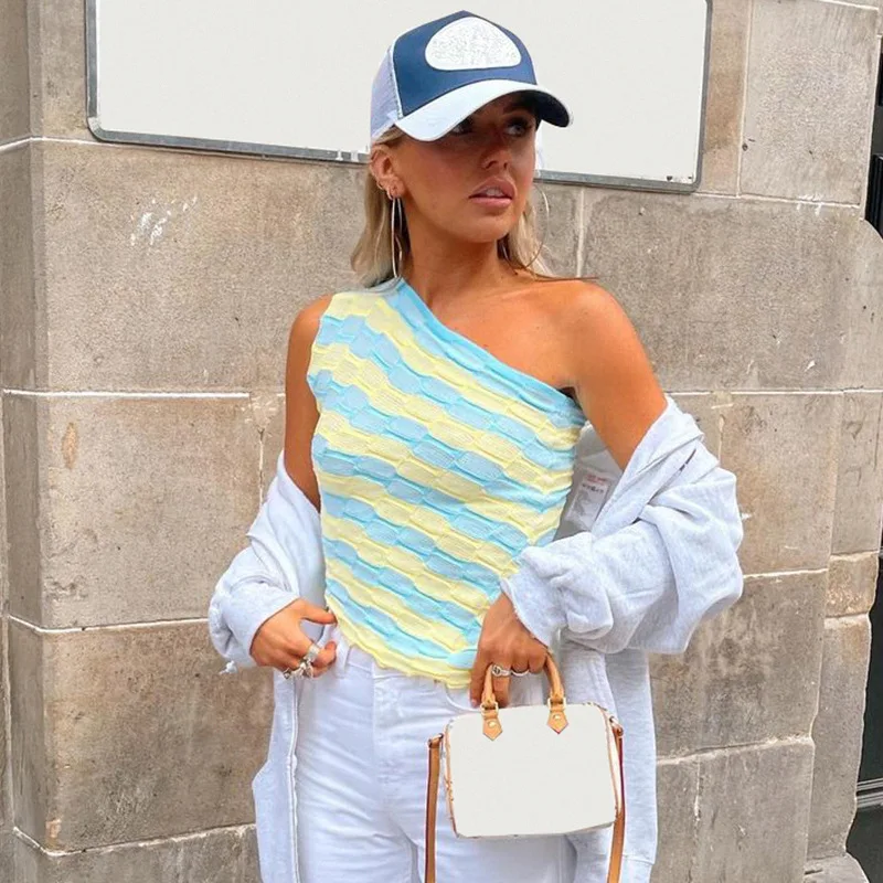 

Knitted One Shoulder Crop Top Women Summer Beach Plaid Striped Tee Shirt Femme Streetwear Holiday Backless Irregular Tanks Tops