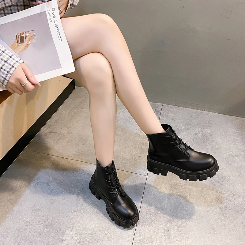 

Women Lace-up Short Boots Women Flat Platform Boots Ladies Shoes Autumn Winter Chunky Boots for Womem Black Botas Mujer
