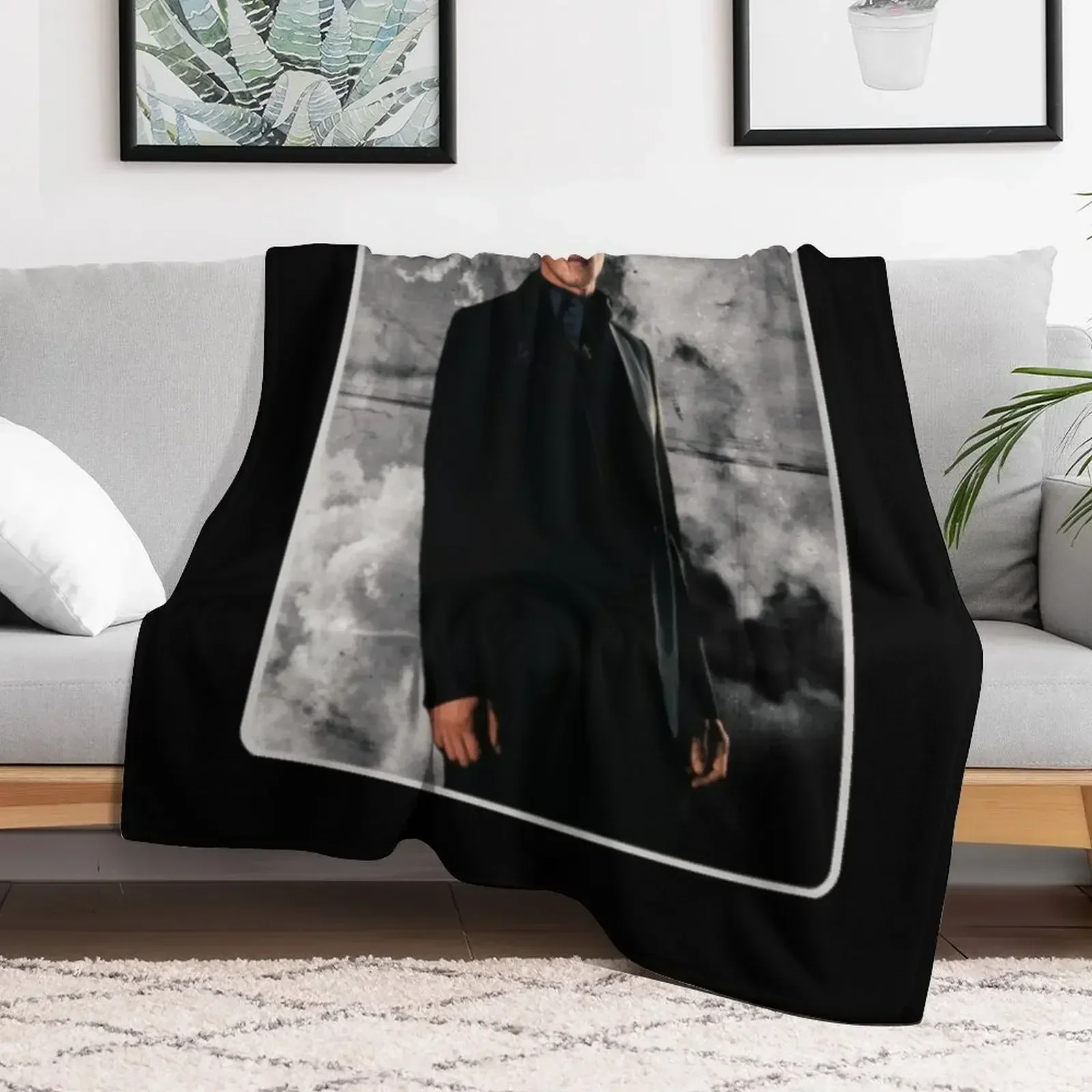klaus mikaelson potrait Throw Blanket Blankets Sofas Of Decoration For Sofa Thin Vintage Tourist