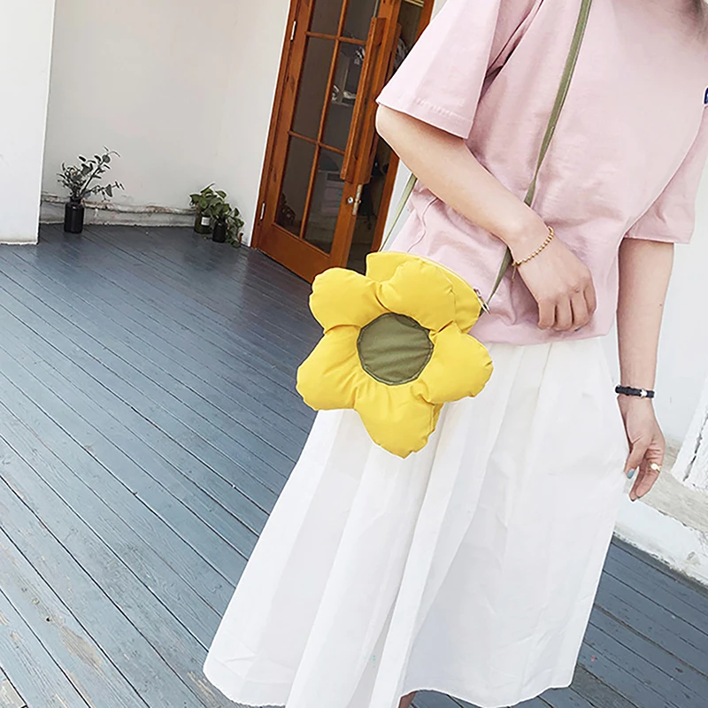 Korean Cute Sunflower Shoulder Bag Candy Color Flower Shaped Messenger Bags Crossbody Bag For Girls Gift