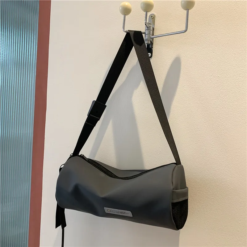 

Women's Bag 2022 Trend Cylinder Shoulder Bag Fashion Casual Large-capacity Lightweight Outdoor Sports Crossbody Bag For Women