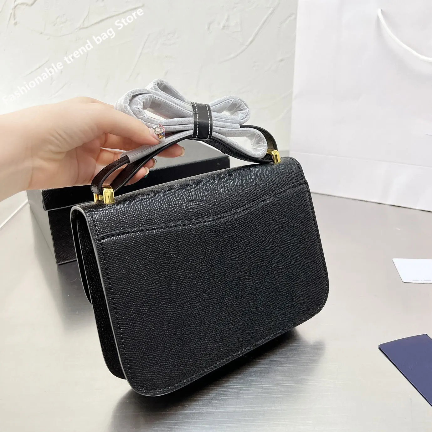 

Women's Branded Shoulder Bag 2022 Trend Designer Crossbody Bags Luxury First Layer Cowhide Bags for Women Underarm Bag Organ Bag