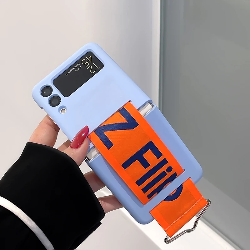 

Ins Korean wind purple wristband is suitable for Samsung zflip4 phone case f7110 Galaxy Zflip3 anti-drop phone case