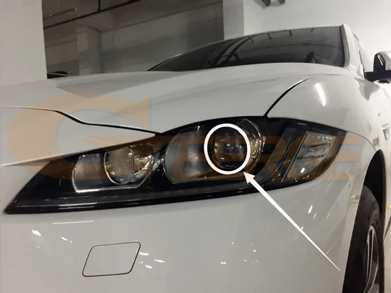 Фото Для JAGUAR F-PACE X761 2015-2018: Комплект сверхъярких светодиодных кольцевых фар (ангельские глазки) с функцией дневных ходовых огней (DRL) и поворотников (SMD LED) с изменением цвета (Switchback) №3