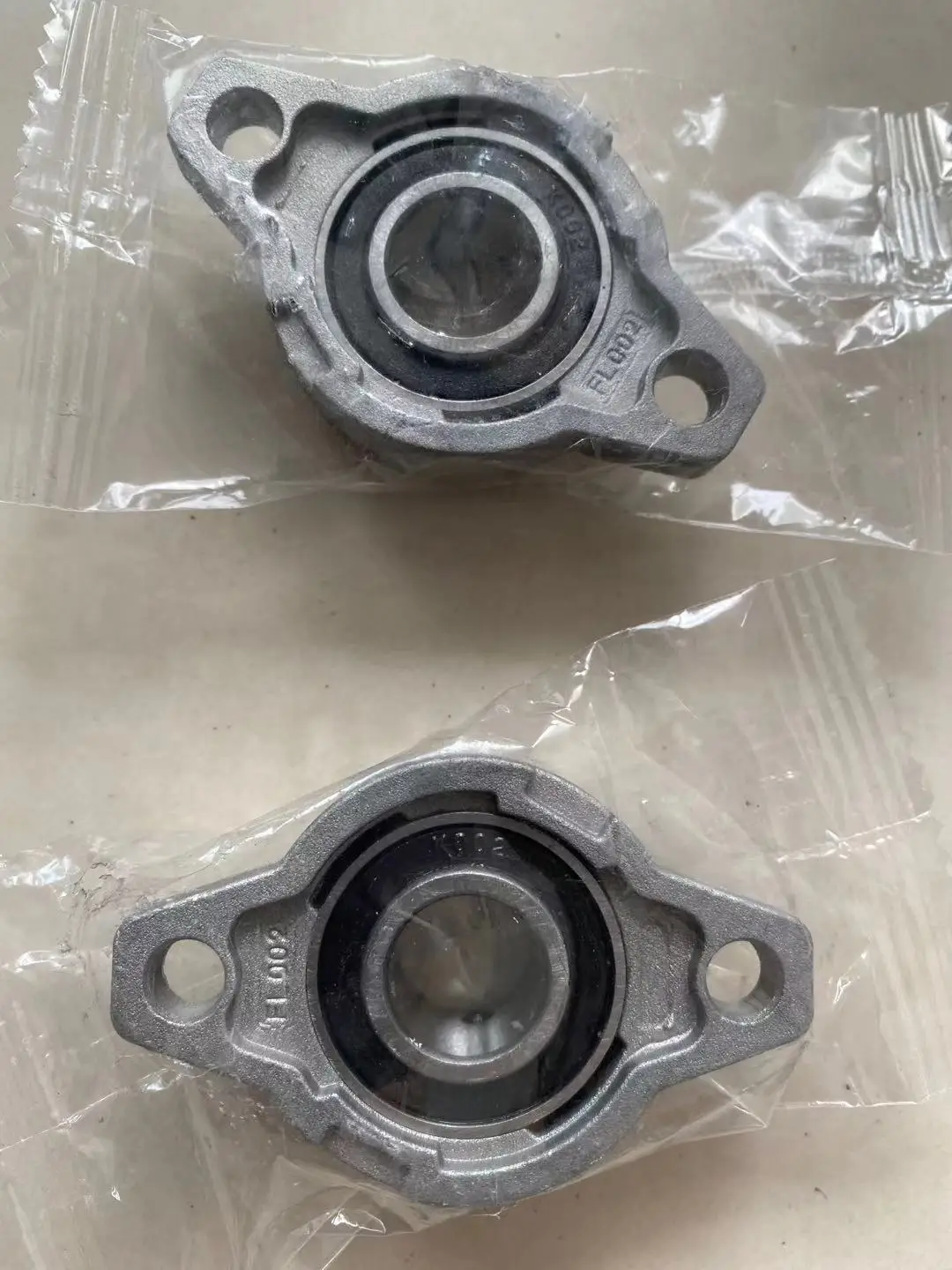 

4PCS KFL004 Shaft Bore 20mm Pillow Block Bearings Inc Alloy Diameter Bore Flange Bore Diameter 20mm