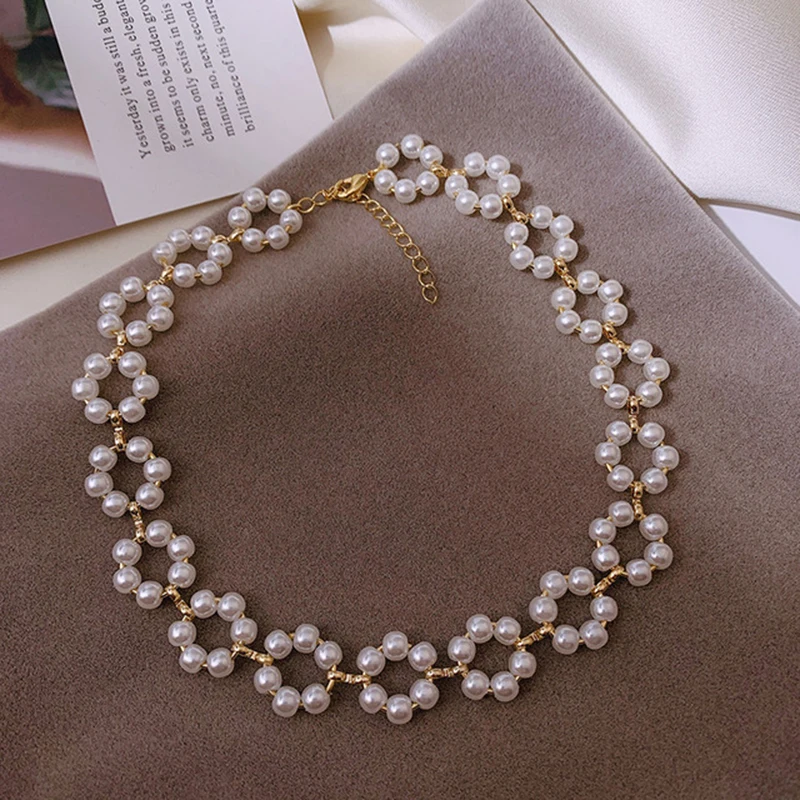 

New Sweet Naive and Romantic Necklaces For Women Korean Style Vintage Pearl Clavicle Chain Trendy String Beaded Bohemian Jewelry