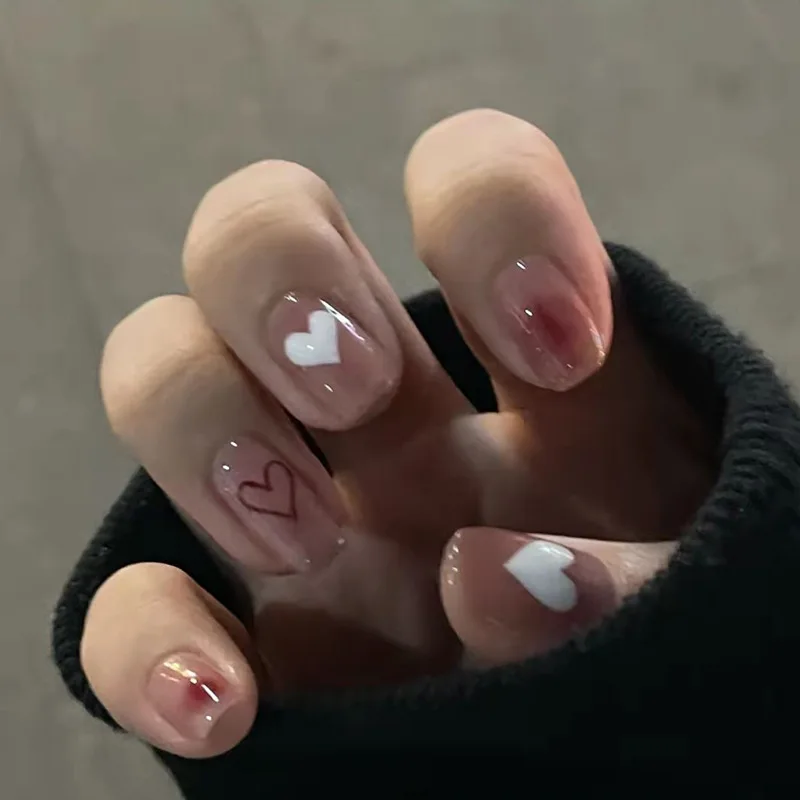 

24Pcs/Box Heart Fake Nails Press On Nails Square Fake Nails Korean Short False Nails Elegant French Nails Nail Tips