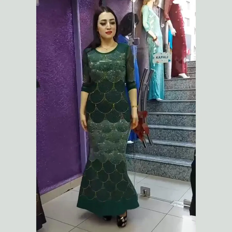 2023 Middle East Delicate Fish Scale Rhinestone Robe Turkey Scalloped Stretch Dress Muslim Ladies Costume Birthday Party Gala