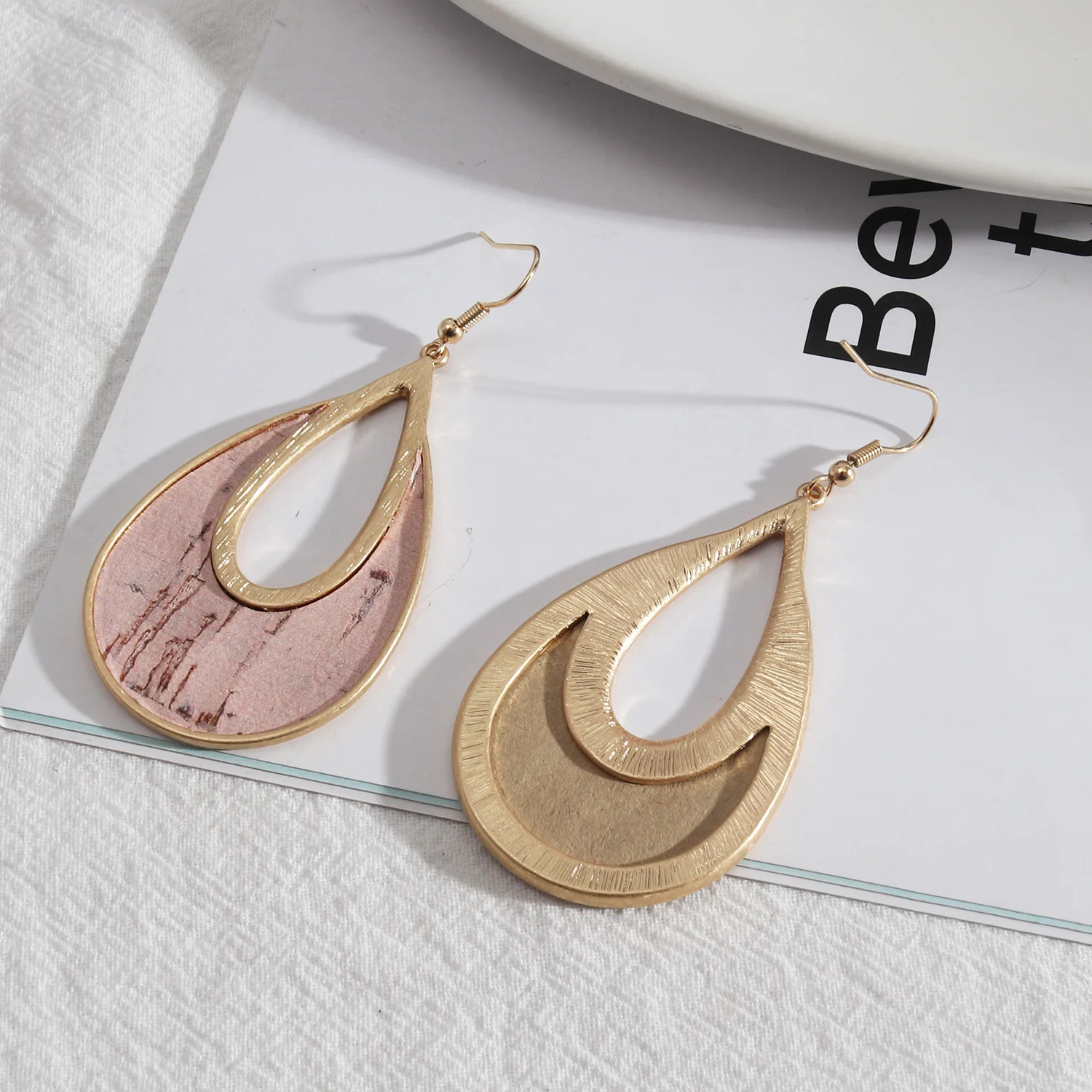 Полые серьги в форме капли воды кожаные пробковые каплевидные модные брендовые