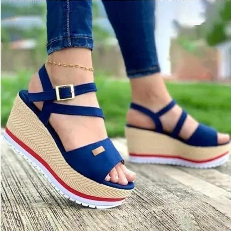 New 2022 Women's Flat Sandals Summer Open Toe New Plus Size Women's Shoes Solid Color Strap Comfortable Casual Women's Sandals