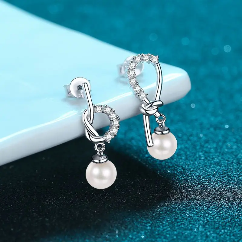

925 Sterling Silver Earrings Women's Asymmetric Earrings 7mm Freshwater Pearl Broken Diamond Mosang Diamond Earstuds Confession