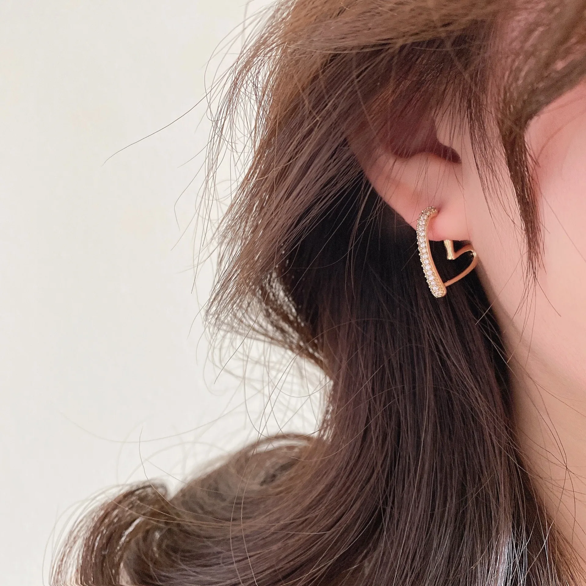 

Earrings female 925 silver needle minority design love earrings 2022 new fashion French earrings jewelry girls