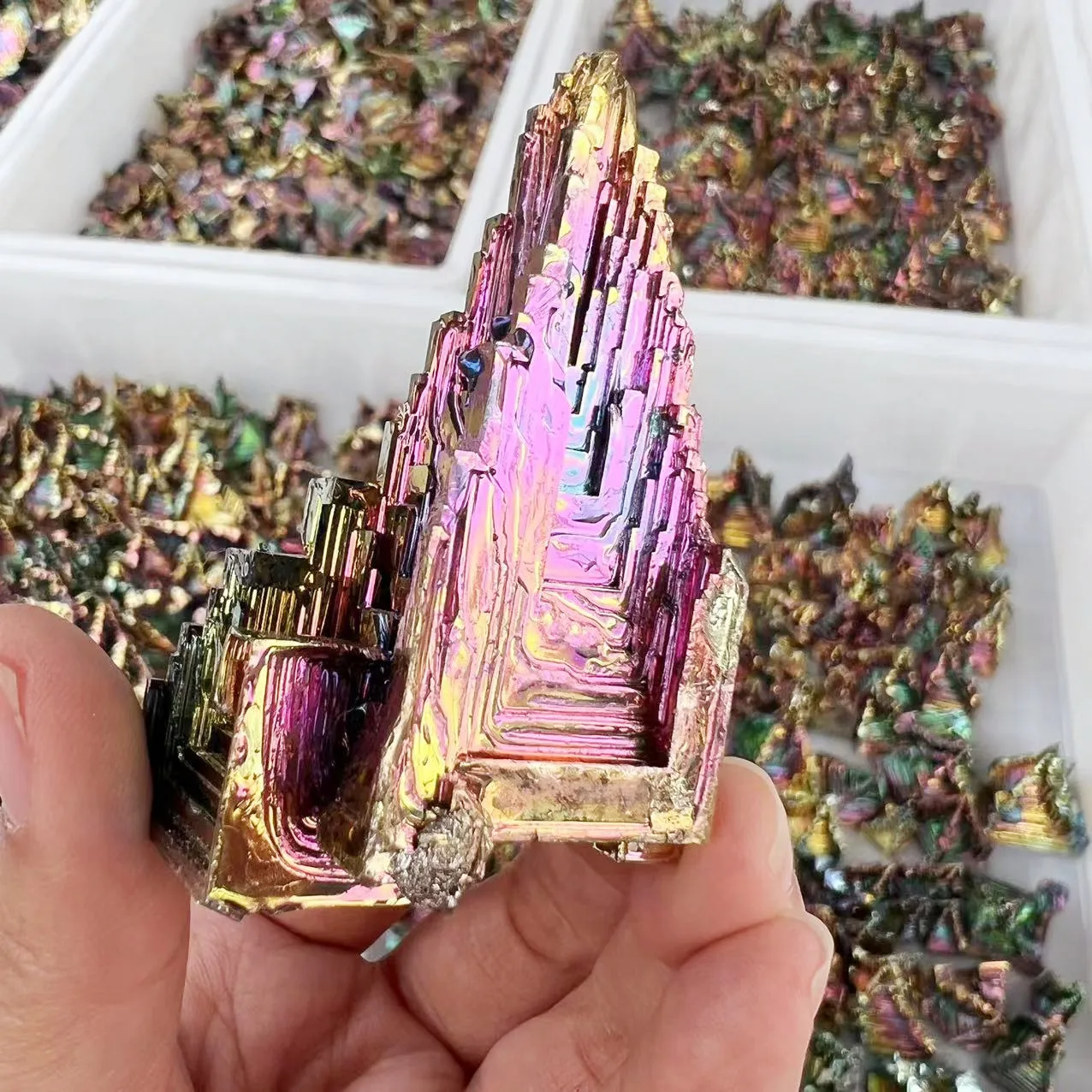 

Natural Crystal Bismuth Ore Cluster Gift Bonsai Ornament Rough Pyramid Fish Tank Decor Mineral Specimen Healing
