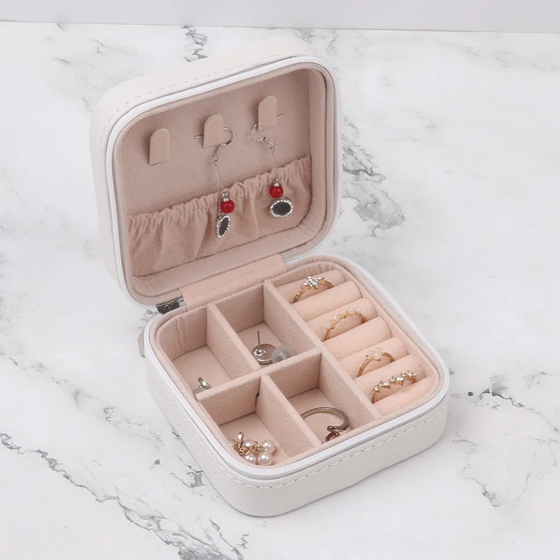 Travel Jewelry Case Earrings Necklace Ring Leather Jewelry Organizer Display Portable Locket