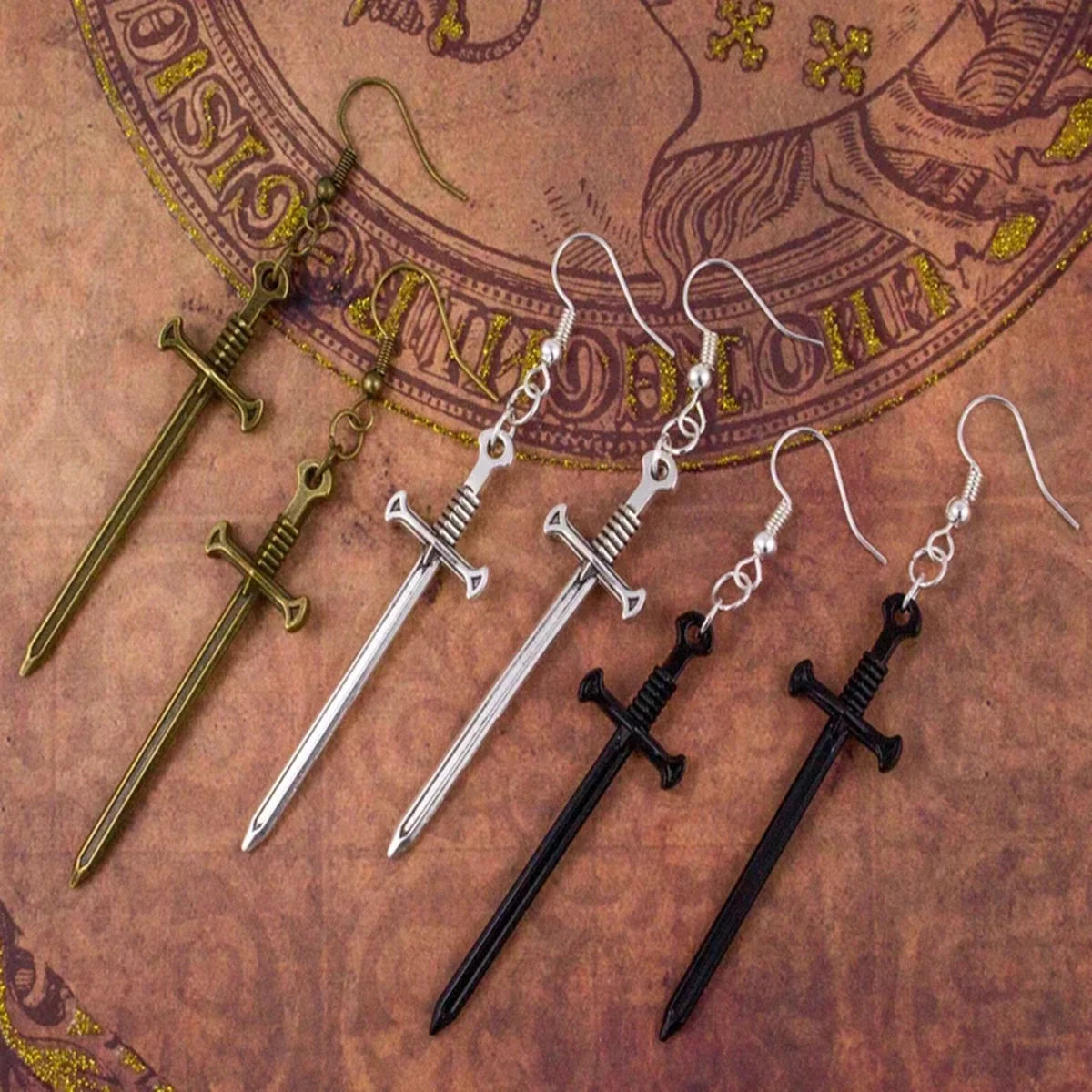 Готические серьги с мечом меч в готическом стиле темные академические ведьмы